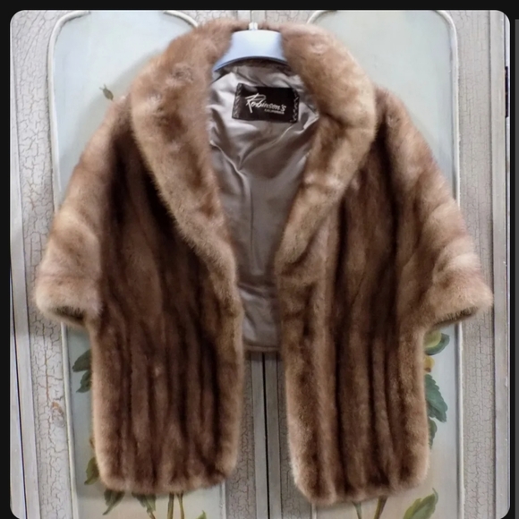 Sable mink stole from Robinsons California - Picture 2 of 3